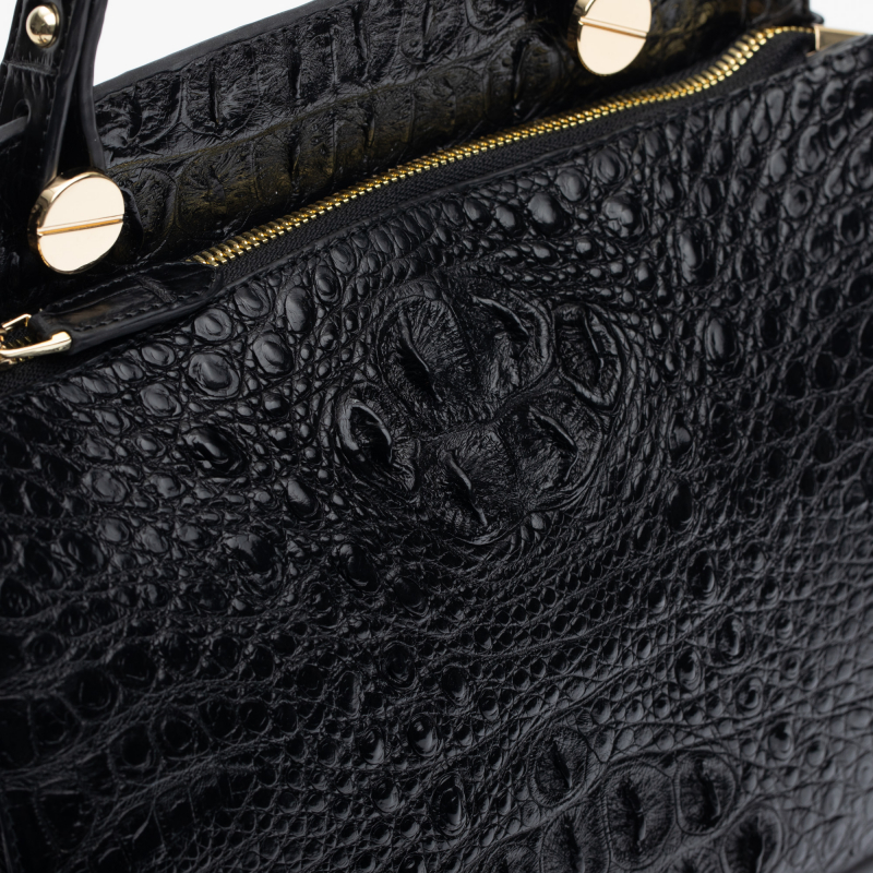 Женская сумка из крокодиловой кожи