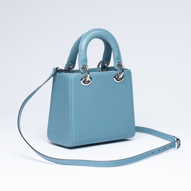 Сумка в стиле Dior из кожи крокодила