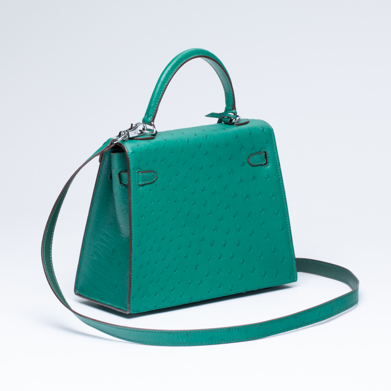 Сумка в стиле Hermès Kelly 25 из страусиной кожи
