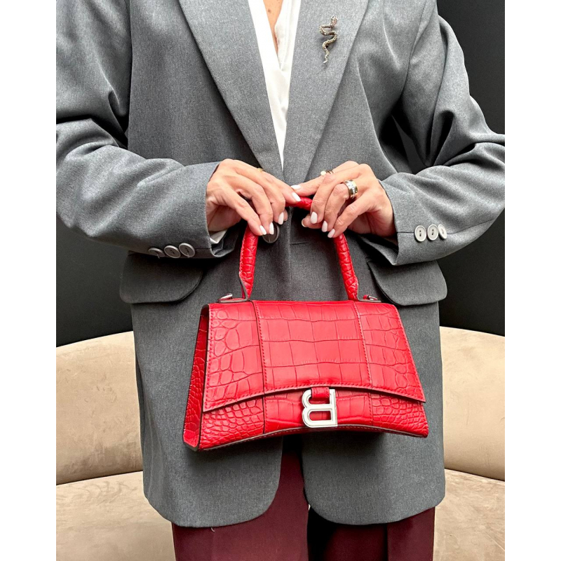 Сумка из кожи крокодила в стиле Balenciaga
