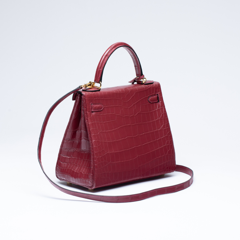 Сумка в стиле Herm&egrave;s Kelly 28 из кожи крокодила