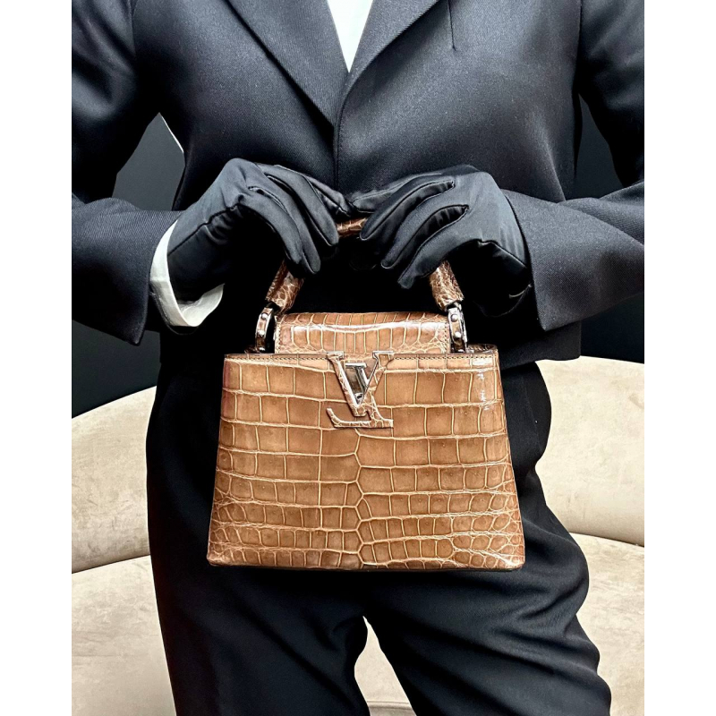Сумка из кожи крокодила